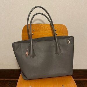 Dagne Dover Legend Tote